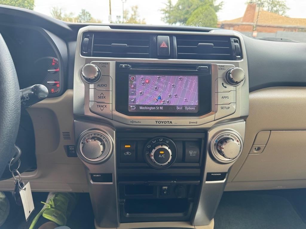 Toyota 4Runner RWD 4dr V6 Limited (Natl) 2013