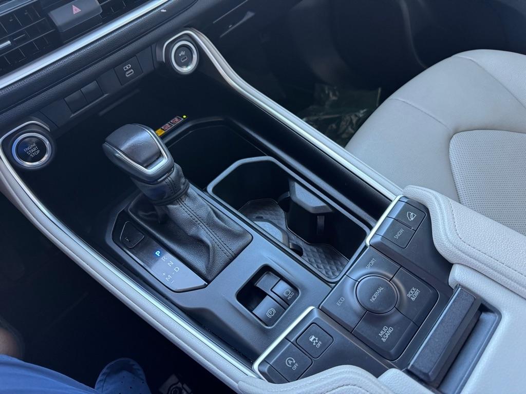 Toyota Grand Highlander Platinum AWD (Natl) 2024
