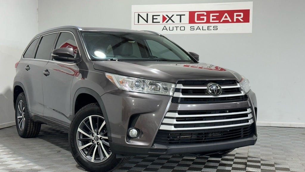 Toyota Highlander XLE FWD V6 2018