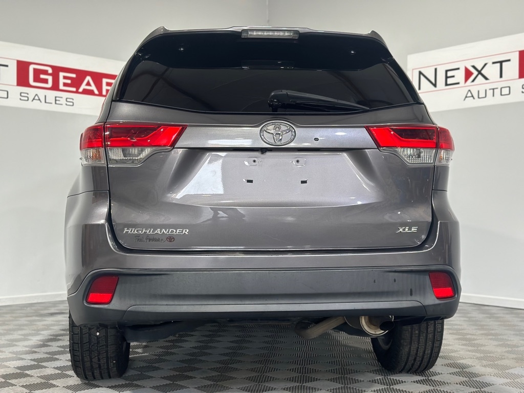 Toyota Highlander XLE FWD V6 2018