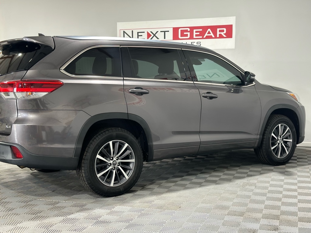 Toyota Highlander XLE FWD V6 2018