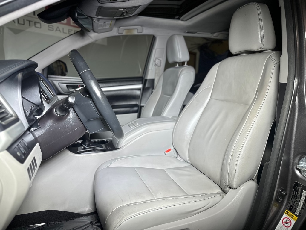 Toyota Highlander XLE FWD V6 2018