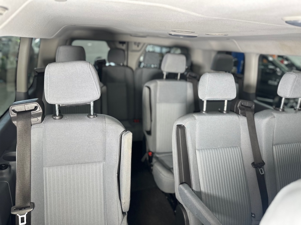 Ford Transit 350 Wagon Low Roof XL 60/40 Pass. 148-in. WB 2015