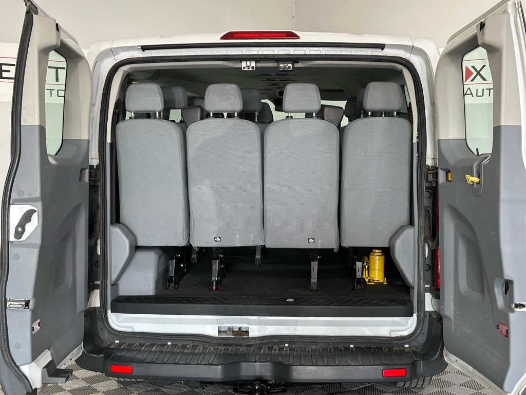 Ford Transit 350 Wagon Low Roof XL 60/40 Pass. 148-in. WB 2015