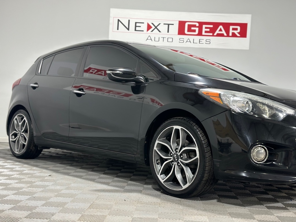 Kia Forte 5-Door SX 2015