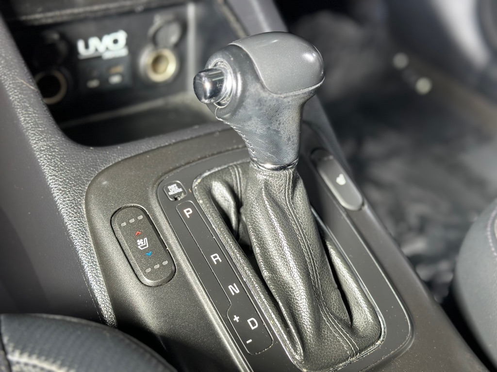 Kia Forte 5-Door SX 2015