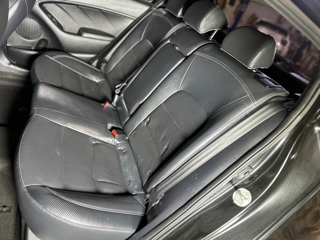 Kia Forte 5-Door SX 2015