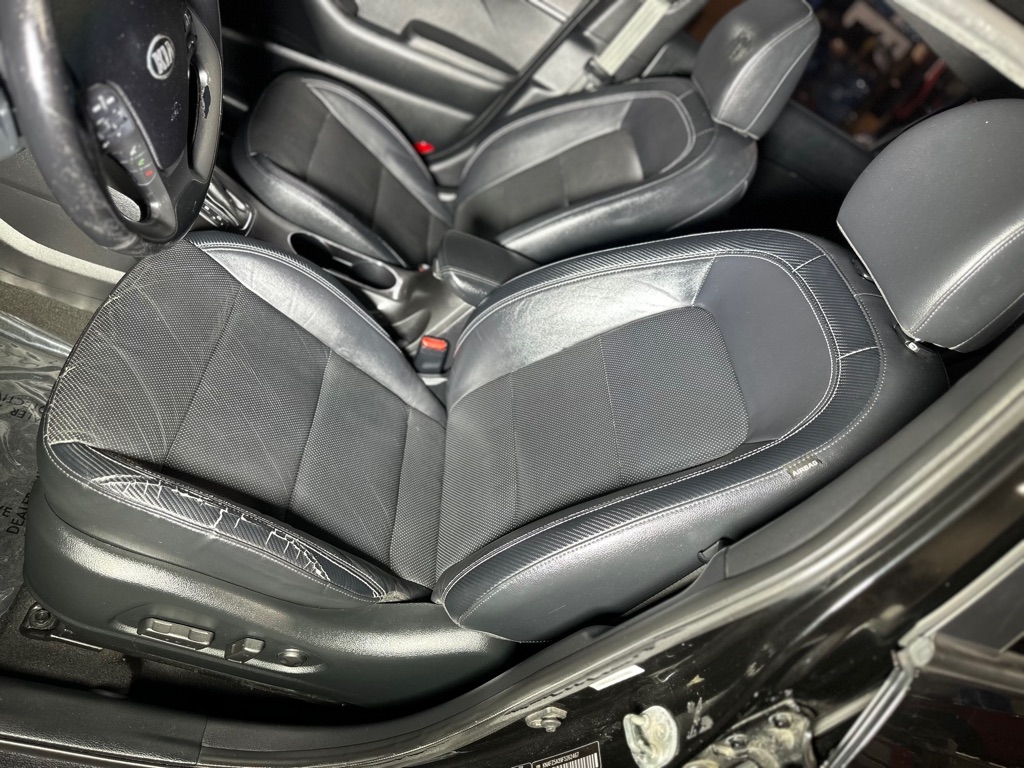 Kia Forte 5-Door SX 2015