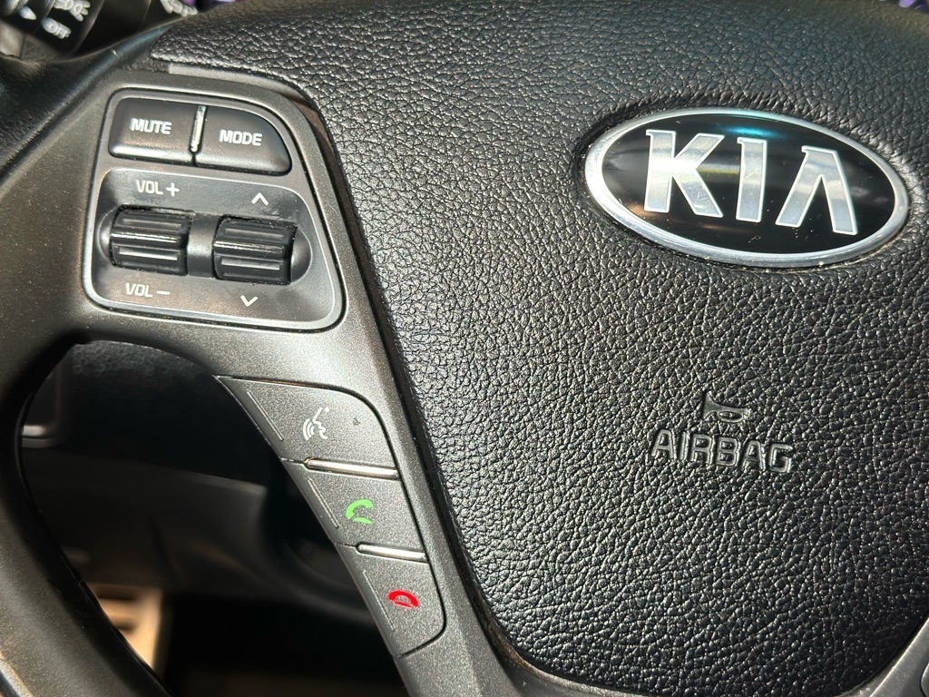 Kia Forte 5-Door SX 2015