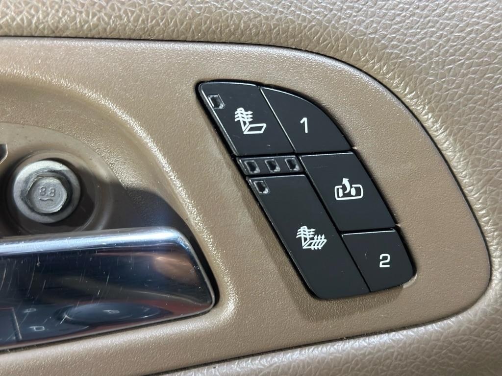 Chevrolet Silverado 2500HD LTZ Crew Cab 4WD 2013