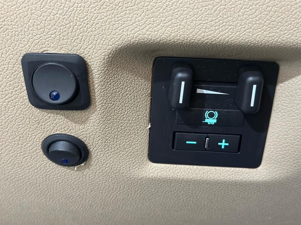 Chevrolet Silverado 2500HD LTZ Crew Cab 4WD 2013