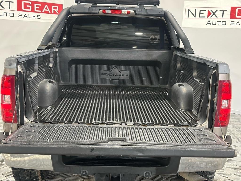 Chevrolet Silverado 2500HD LTZ Crew Cab 4WD 2013