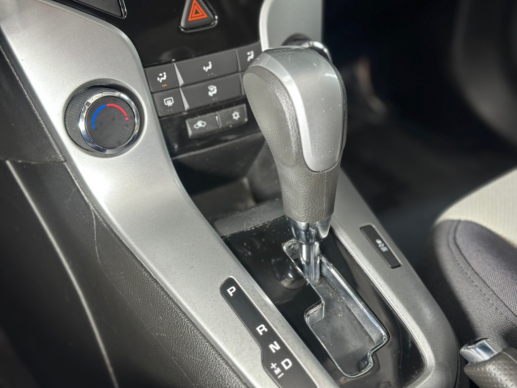 Chevrolet Cruze 2LS 2012