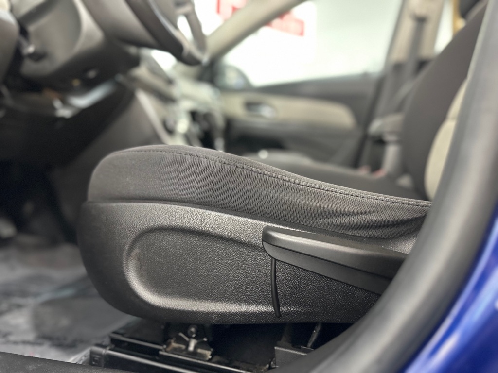 Chevrolet Cruze 2LS 2012