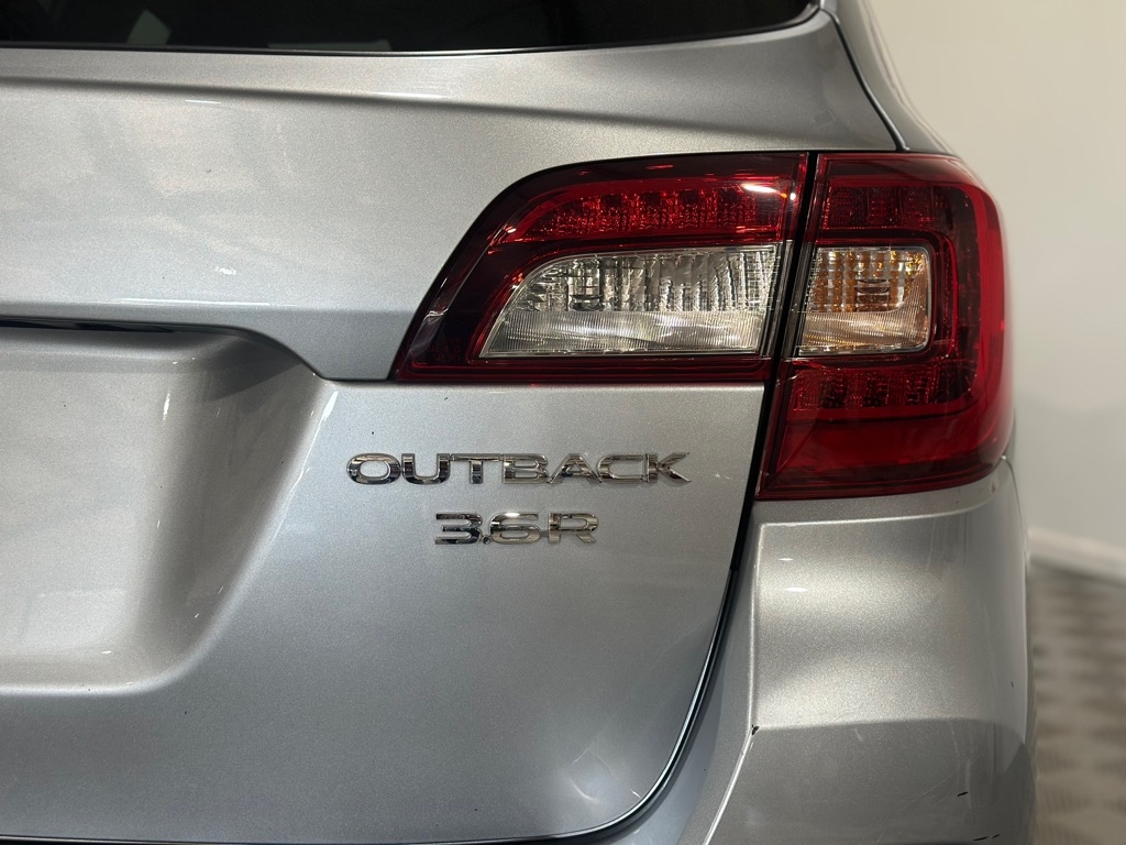 Subaru Outback 3.6R Limited 2016