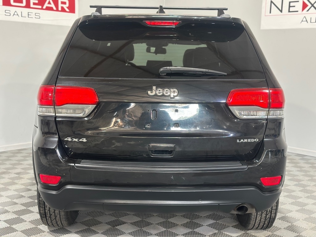 Jeep Grand Cherokee Laredo 4WD 2015