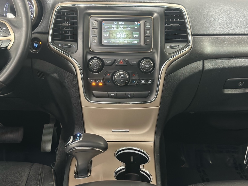 Jeep Grand Cherokee Laredo 4WD 2015