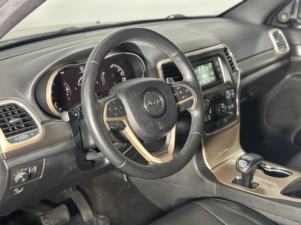 Jeep Grand Cherokee Laredo 4WD 2015