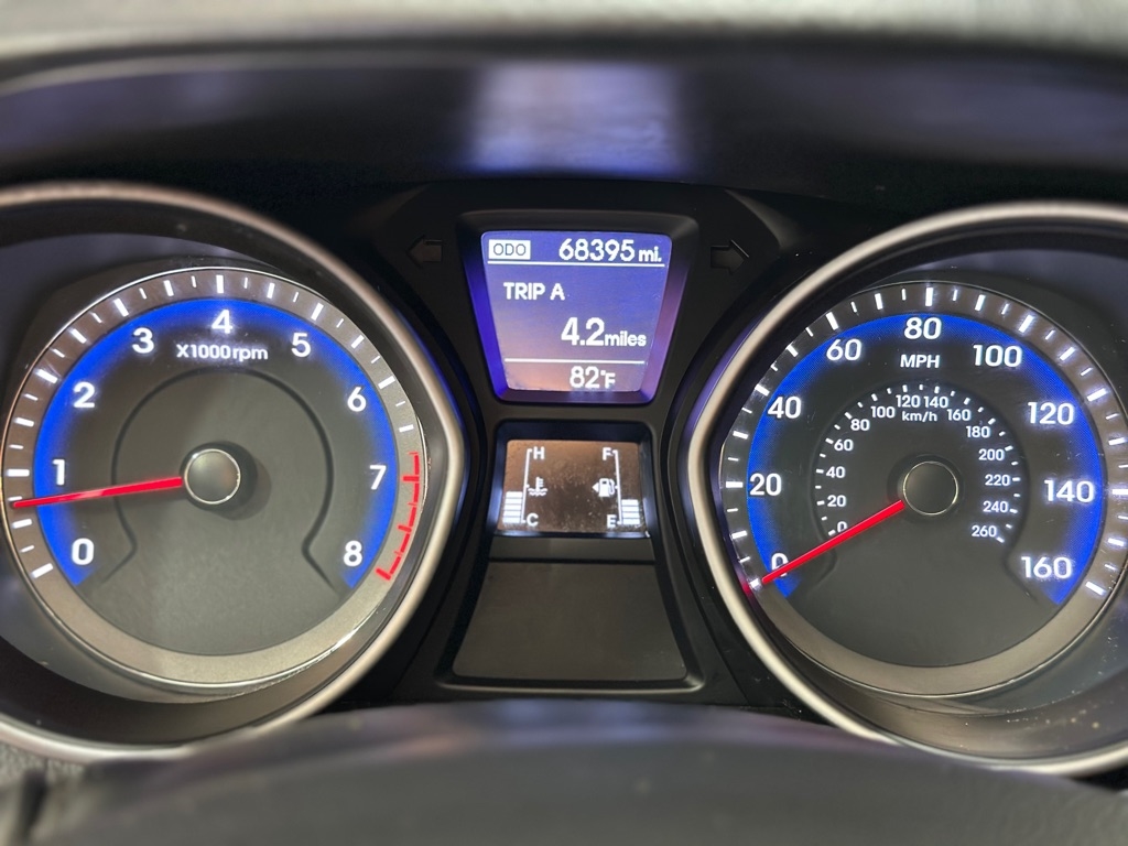 Hyundai Elantra GT A/T 2014