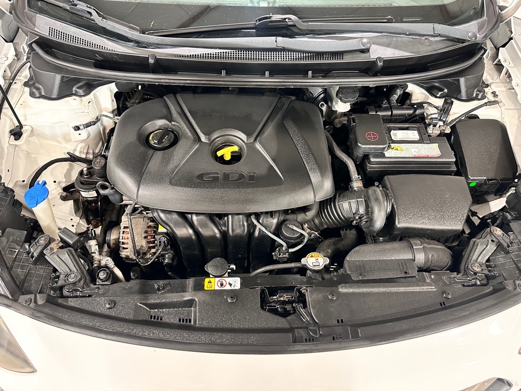 Hyundai Elantra GT A/T 2014