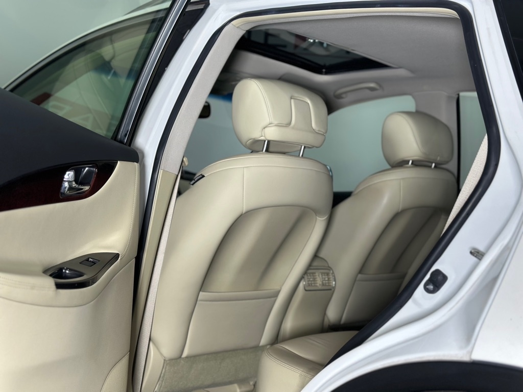 Infiniti QX50 Base AWD 2017