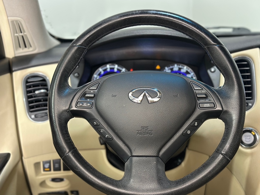 Infiniti QX50 Base AWD 2017