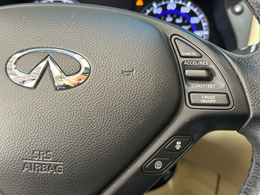 Infiniti QX50 Base AWD 2017