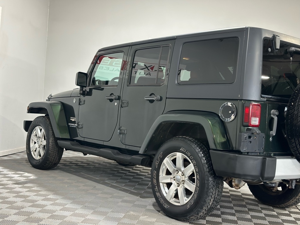 Jeep Wrangler Unlimited Sahara 4WD 2011