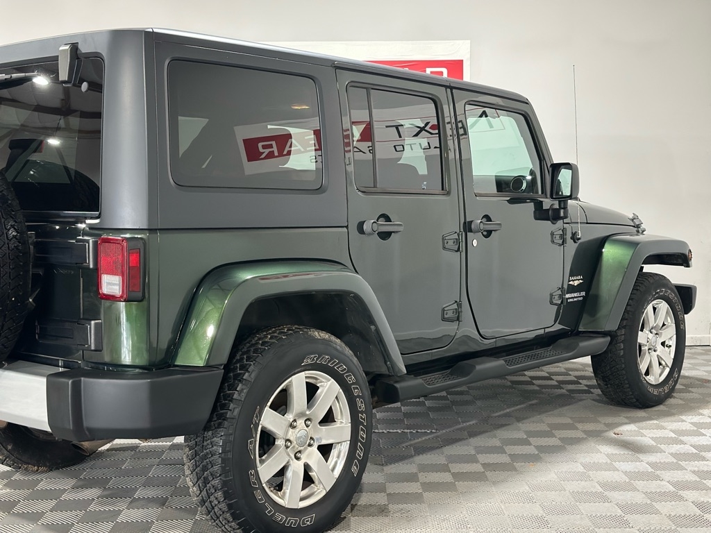 Jeep Wrangler Unlimited Sahara 4WD 2011