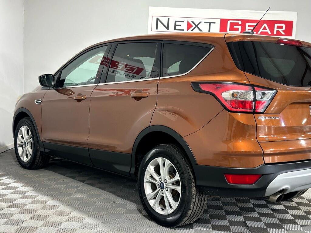 2017 Ford Escape SE photo 7