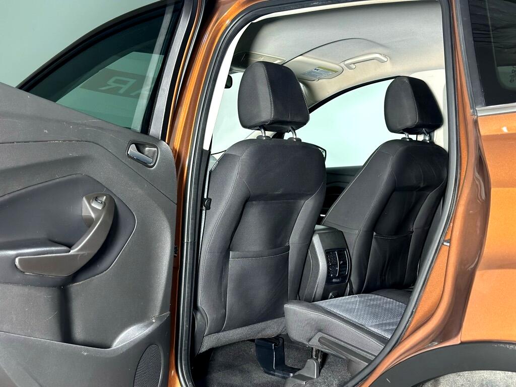 2017 Ford Escape SE photo 11