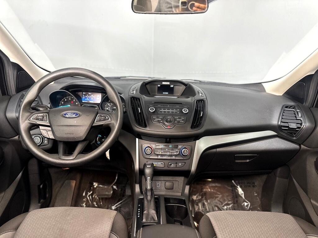 2017 Ford Escape SE photo 12