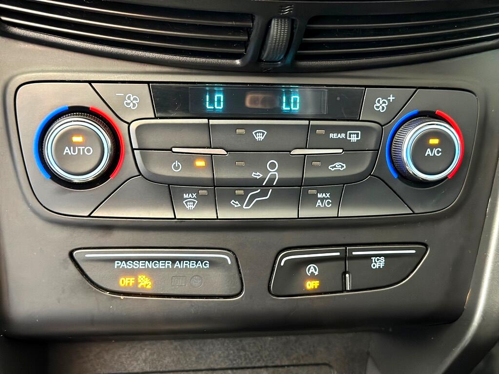 2017 Ford Escape SE photo 18