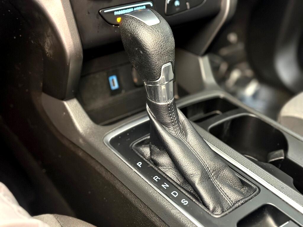 2017 Ford Escape SE photo 19