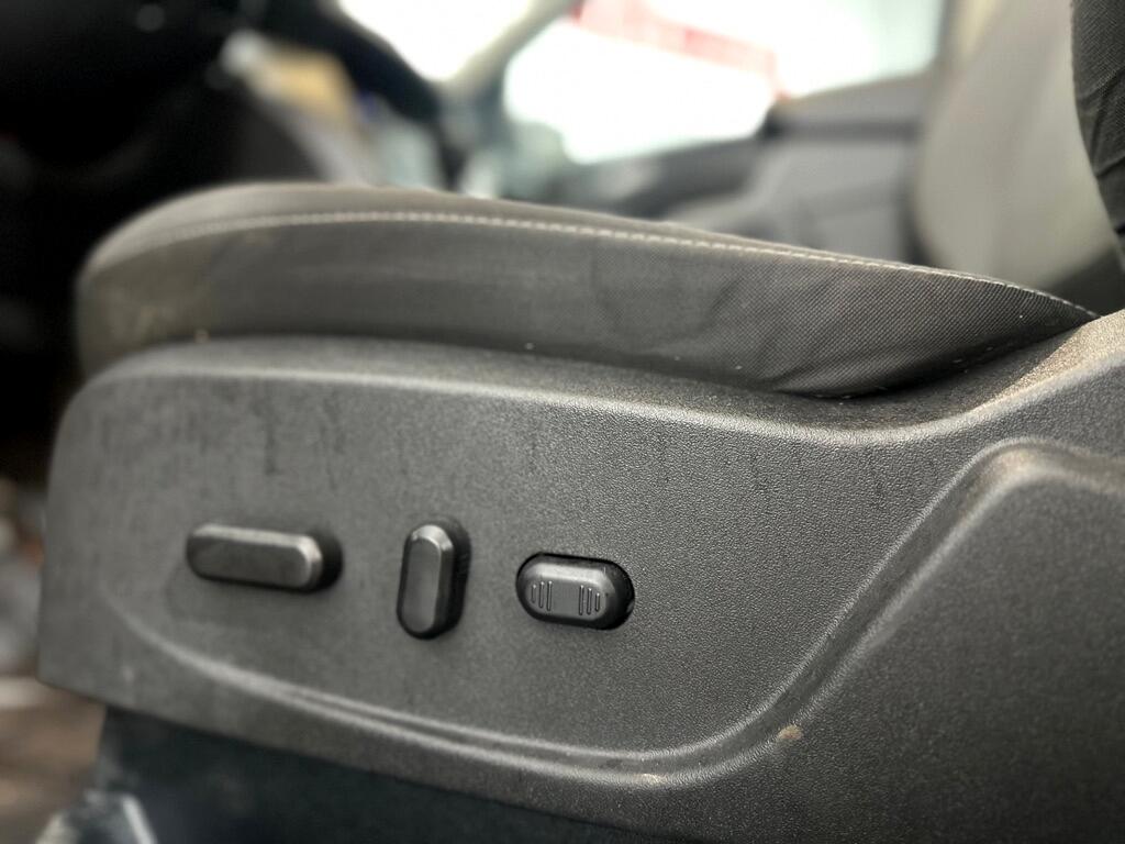 2017 Ford Escape SE photo 20