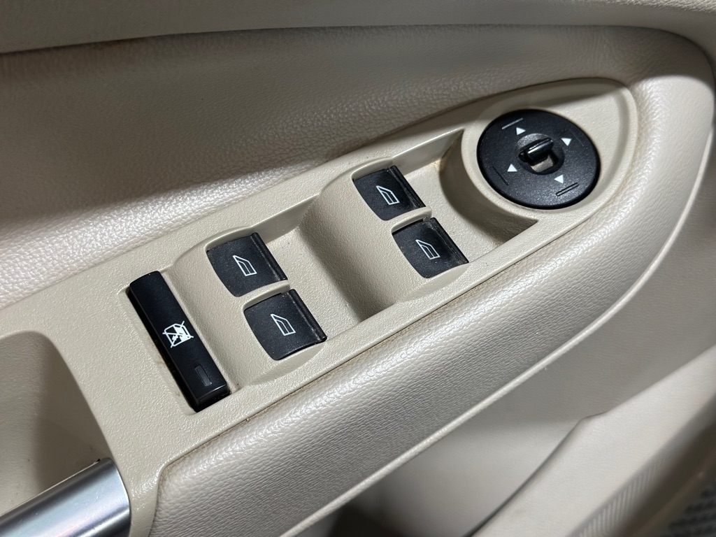 Ford Escape SE FWD 2017