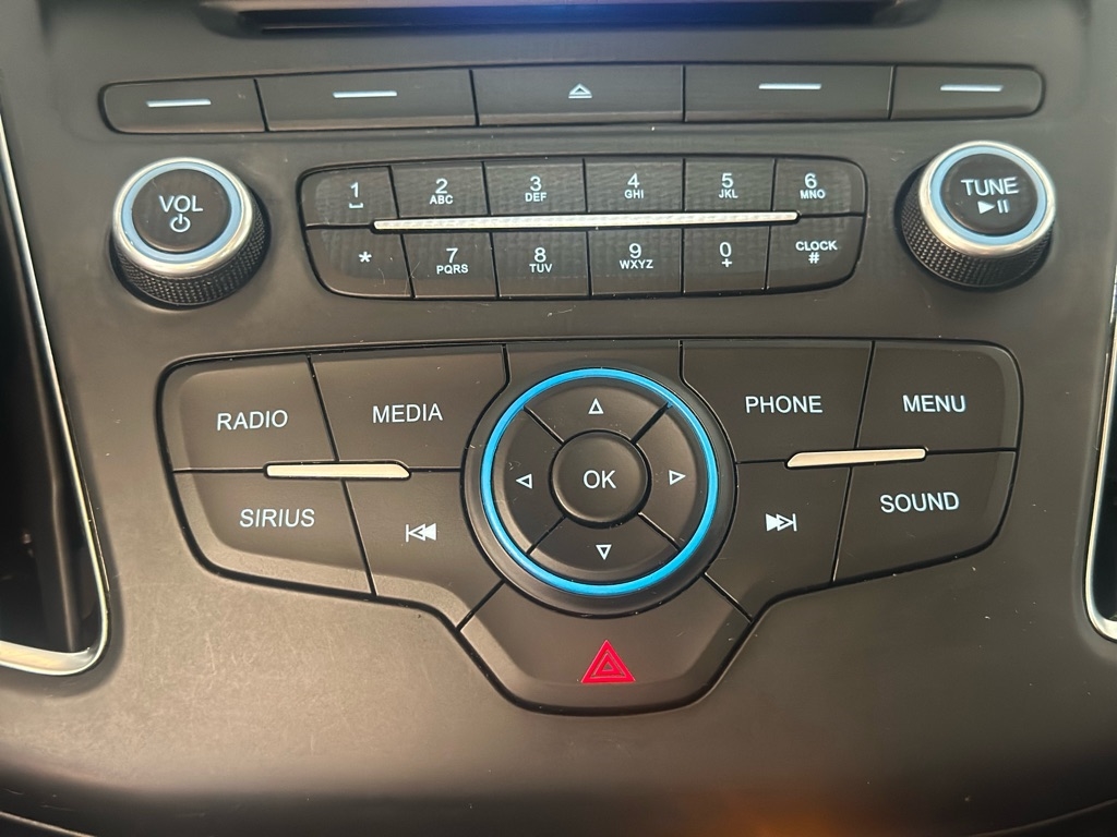 Ford Focus SE Hatch 2016