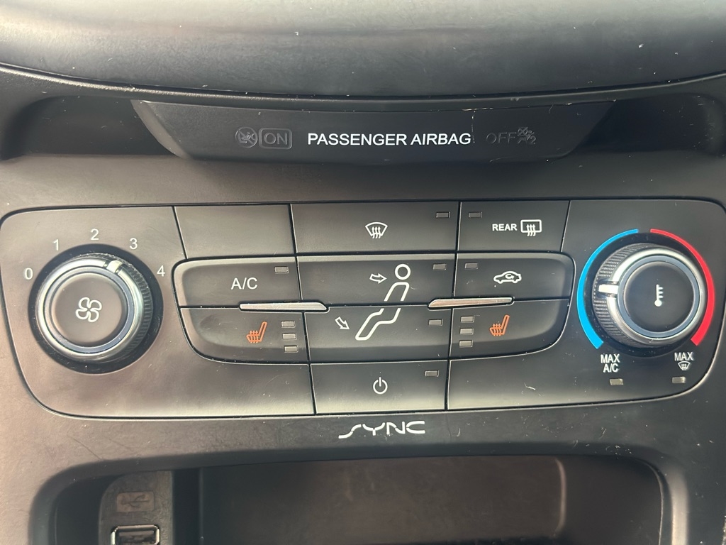 Ford Focus SE Hatch 2016