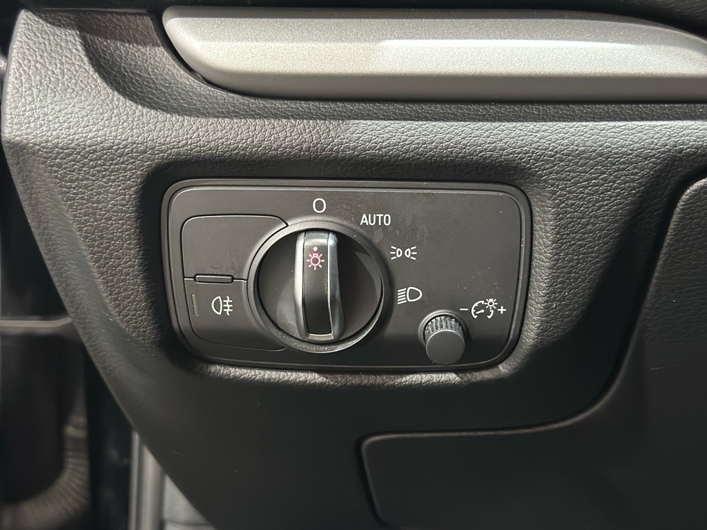 Audi A3 1.8T Premium FWD S tronic 2016