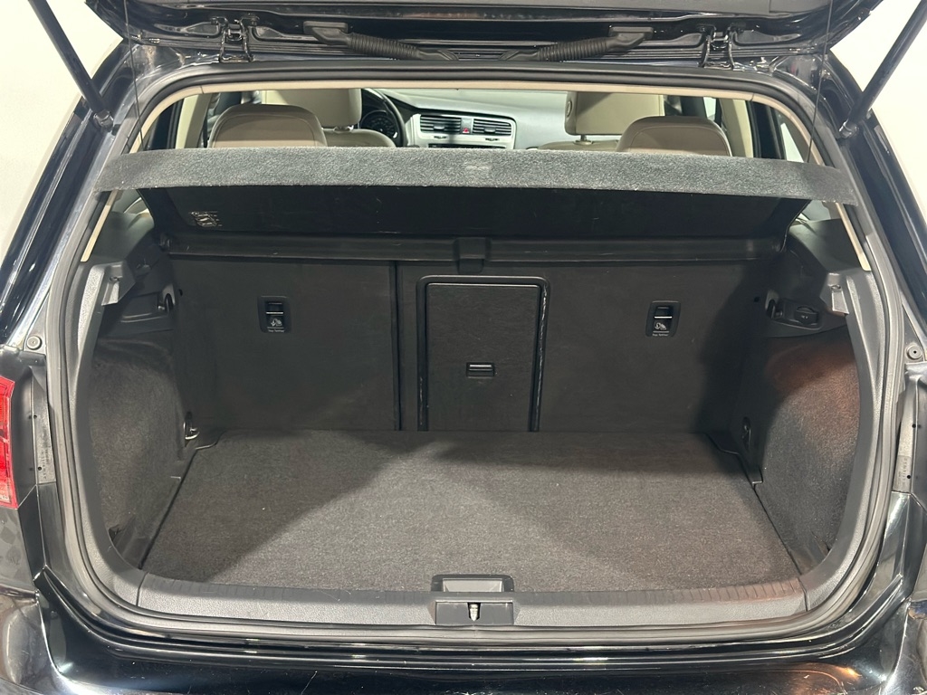 Volkswagen Golf TSI S 6A 2015