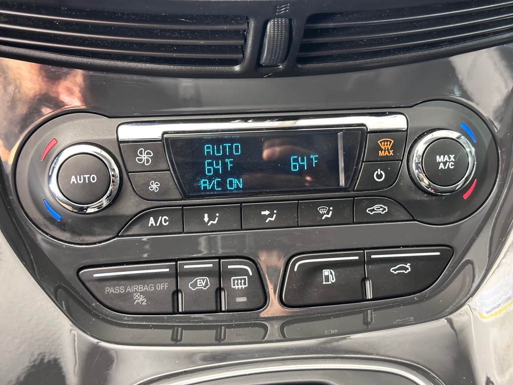 Ford C-Max Energi SEL 2016