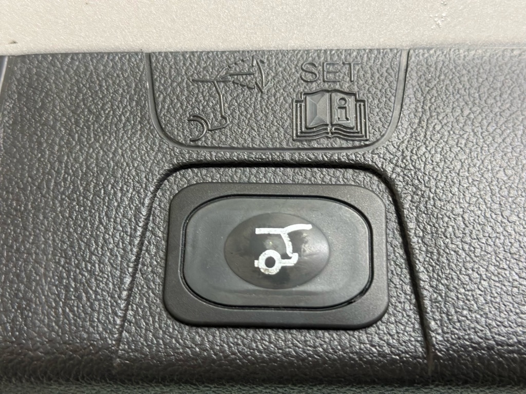 Ford C-Max Energi SEL 2016