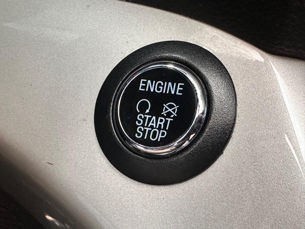 Ford C-Max Energi SEL 2016