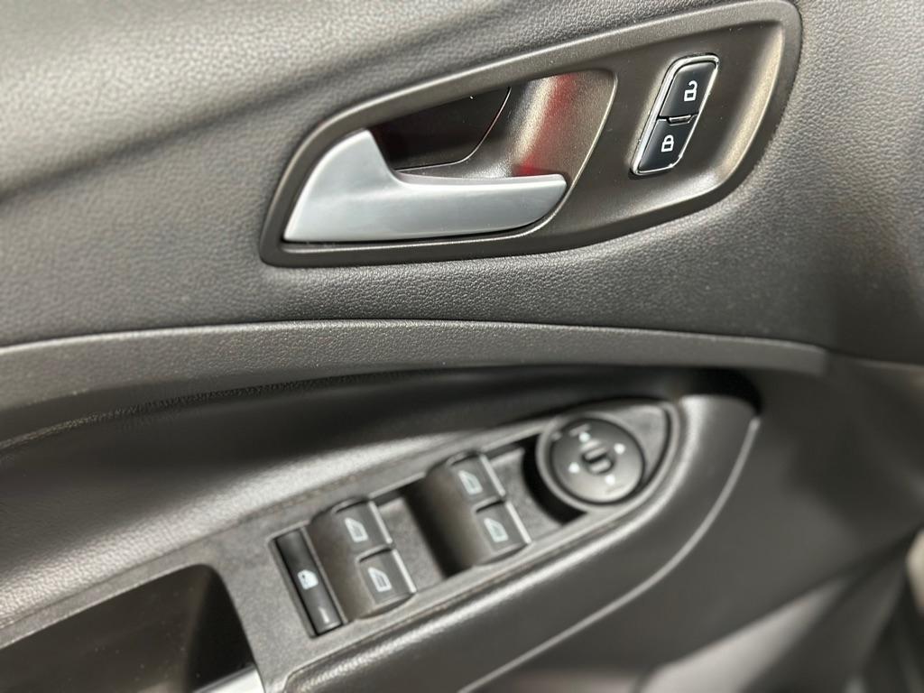 Ford C-Max Energi SEL 2016