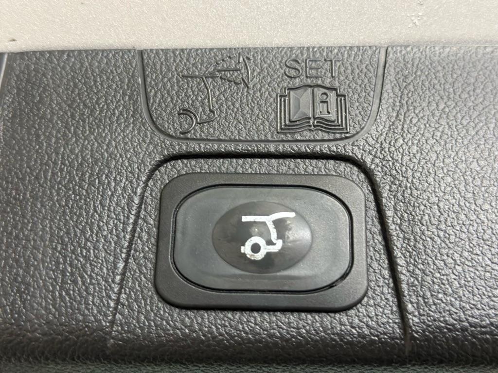 Ford C-Max Energi SEL 2016