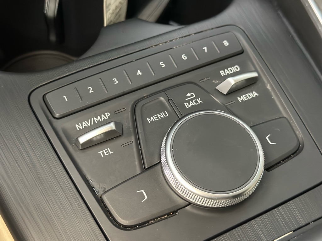 Audi A4 2.0 TFSI Premium quattro 7A 2019