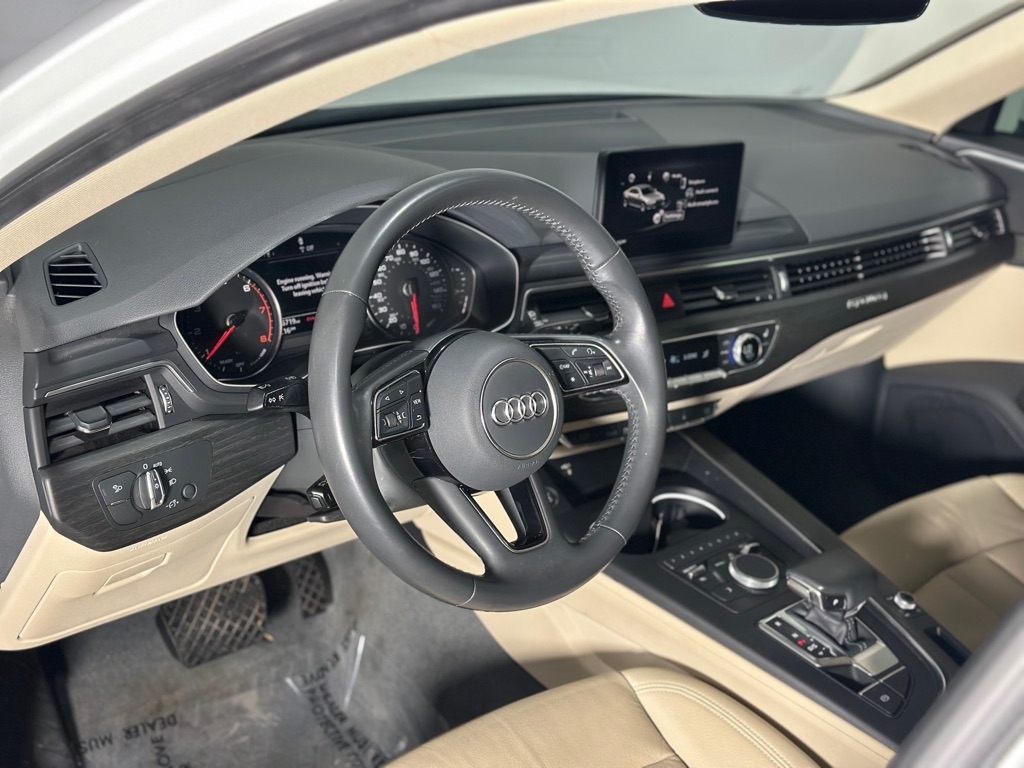 Audi A4 2.0 TFSI Premium quattro 7A 2019