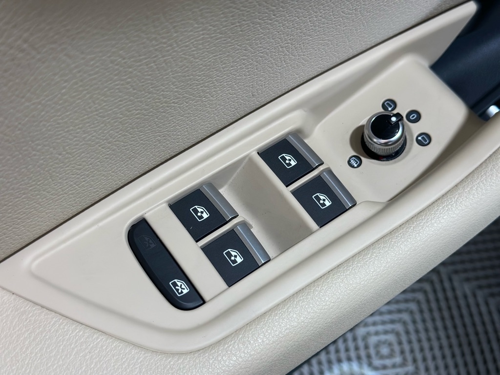 Audi A4 2.0 TFSI Premium quattro 7A 2019