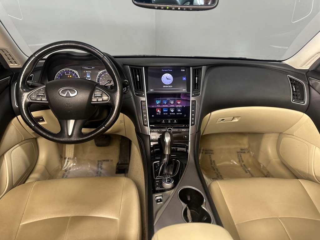 Infiniti Q50 Base AWD 2015