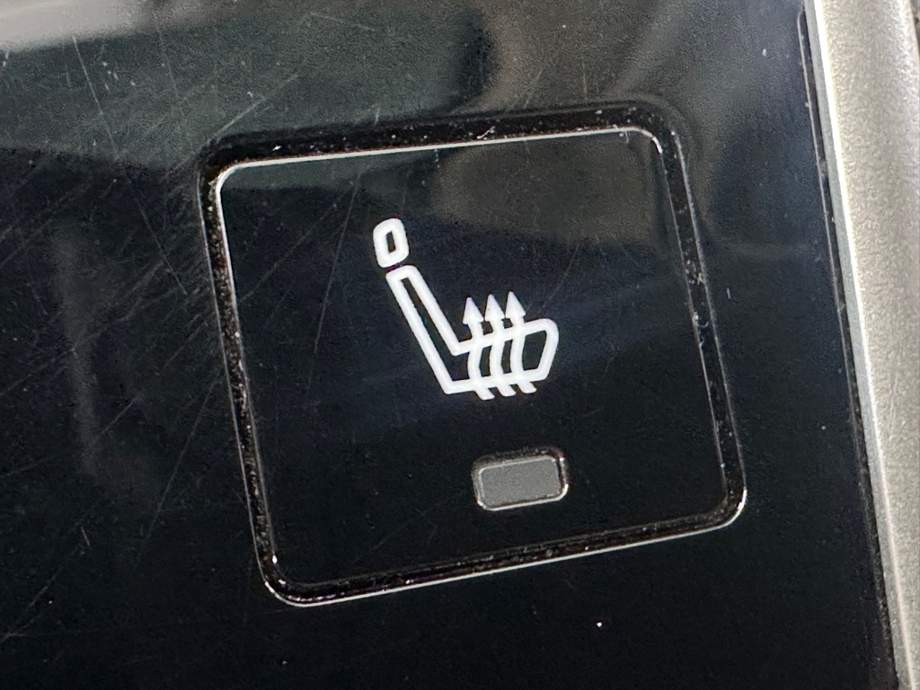 Infiniti Q50 Base AWD 2015